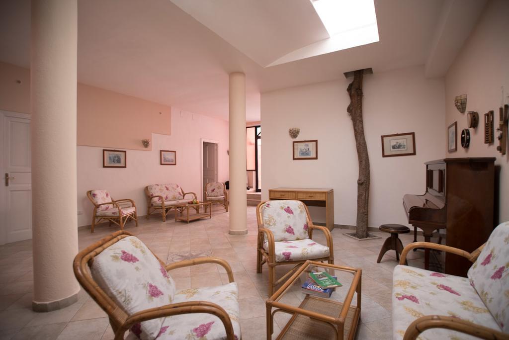 Hotel Il Nespolo Casamicciola Terme Exterior photo